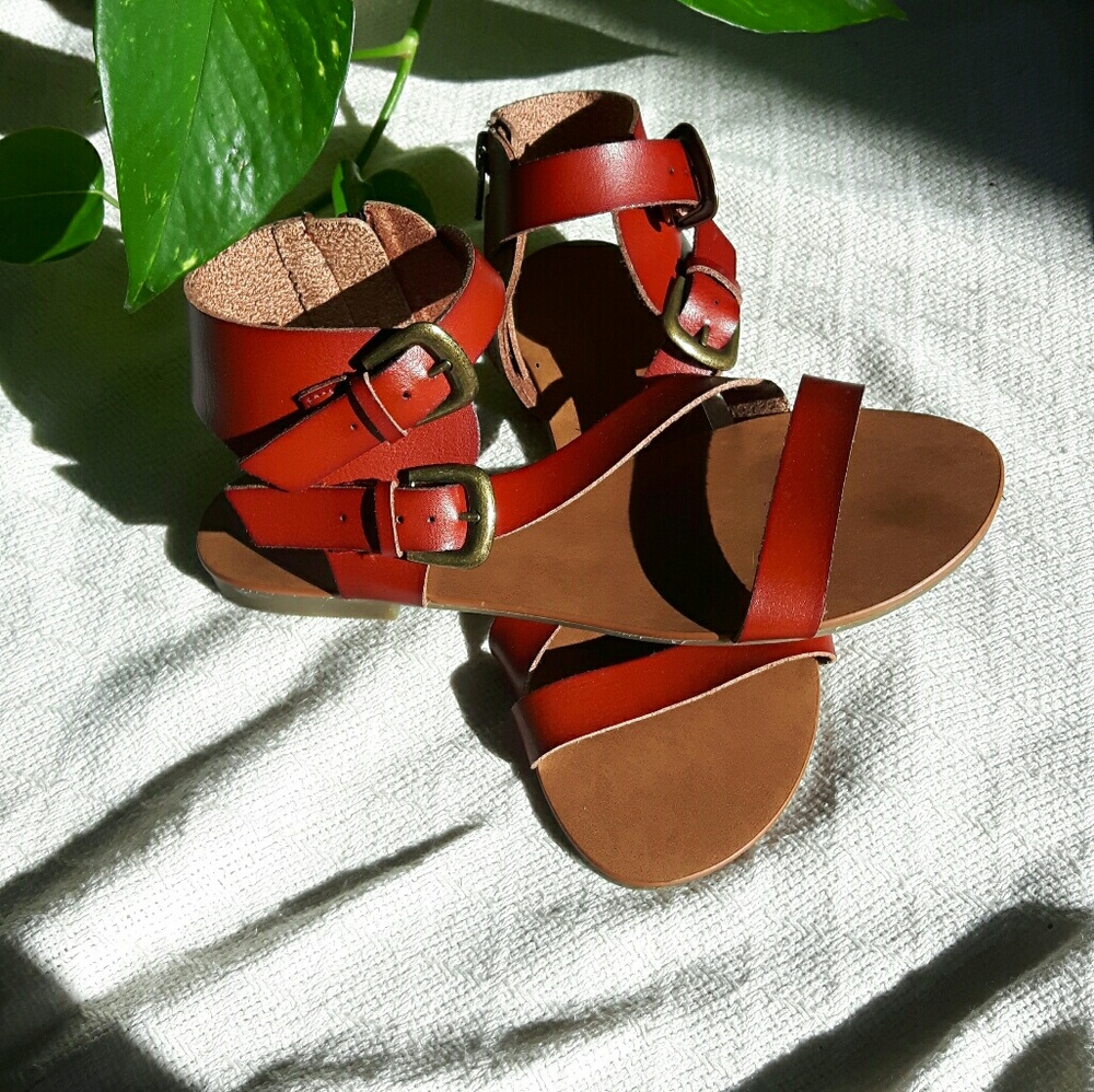 Ankle strap sandals